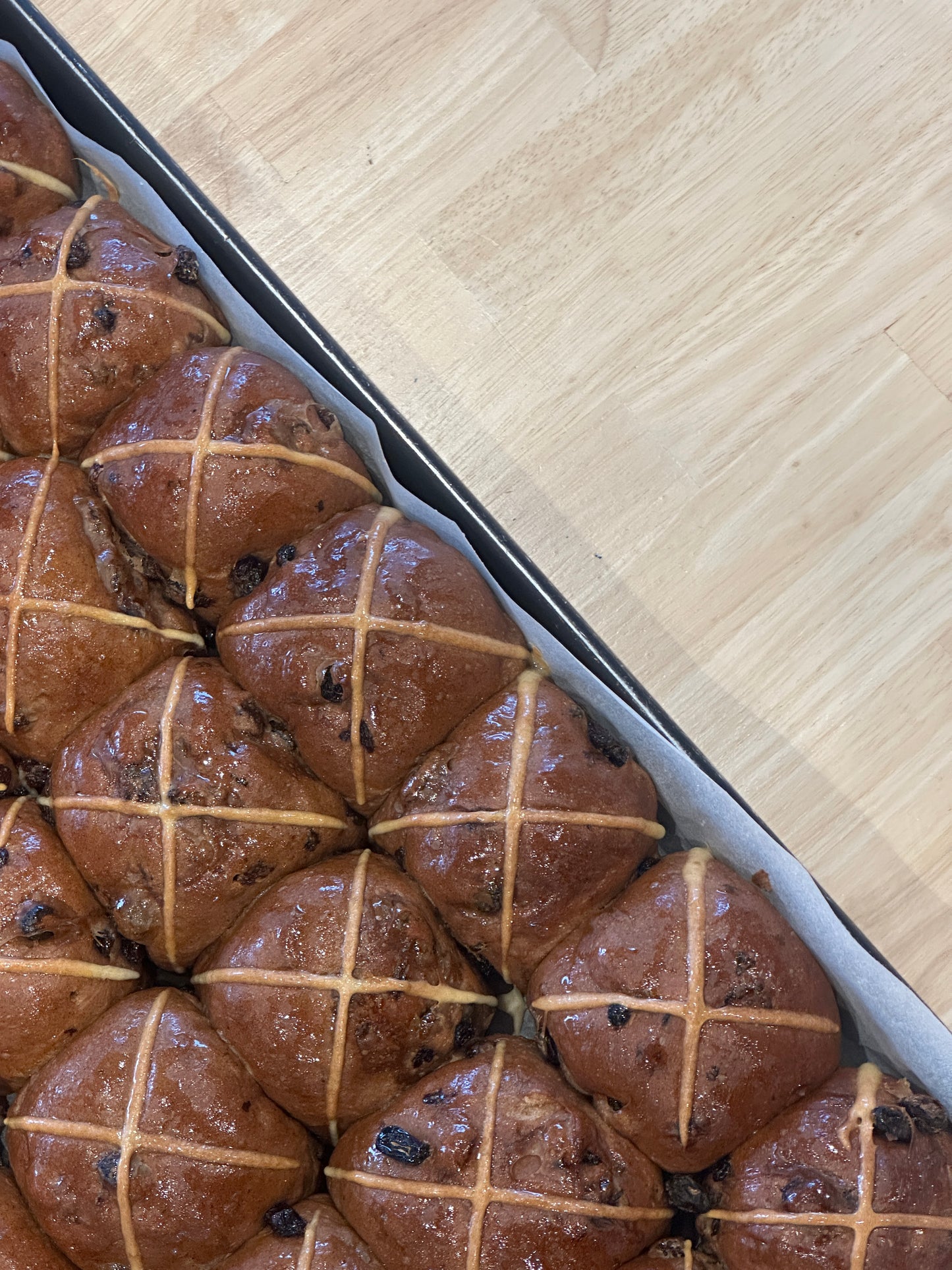 Traditional Hot Cross Buns- 6 pack