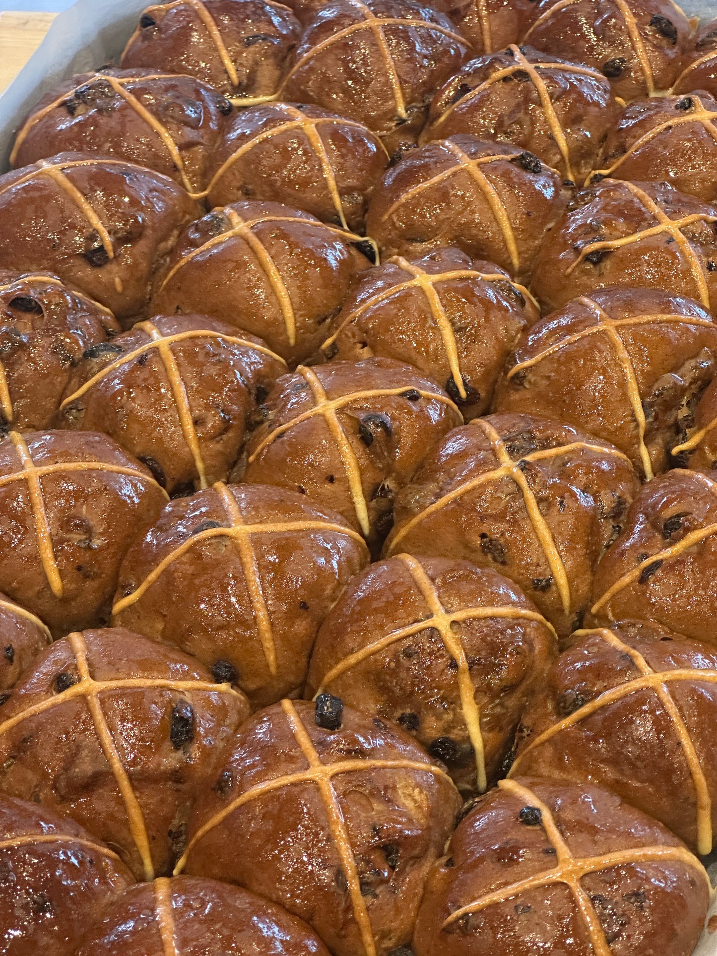 Traditional Hot Cross Buns- 6 pack